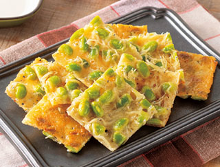 枝豆としらすのパリパリチーズの写真