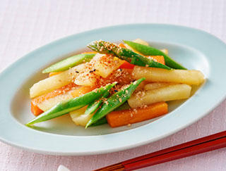 写真：じゃがいもとグリーンアスパラのきんぴら