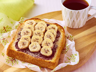 写真：バナナトースト　ココアきな粉味
