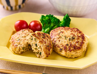 写真：梅しそ風味の豆腐ハンバーグ